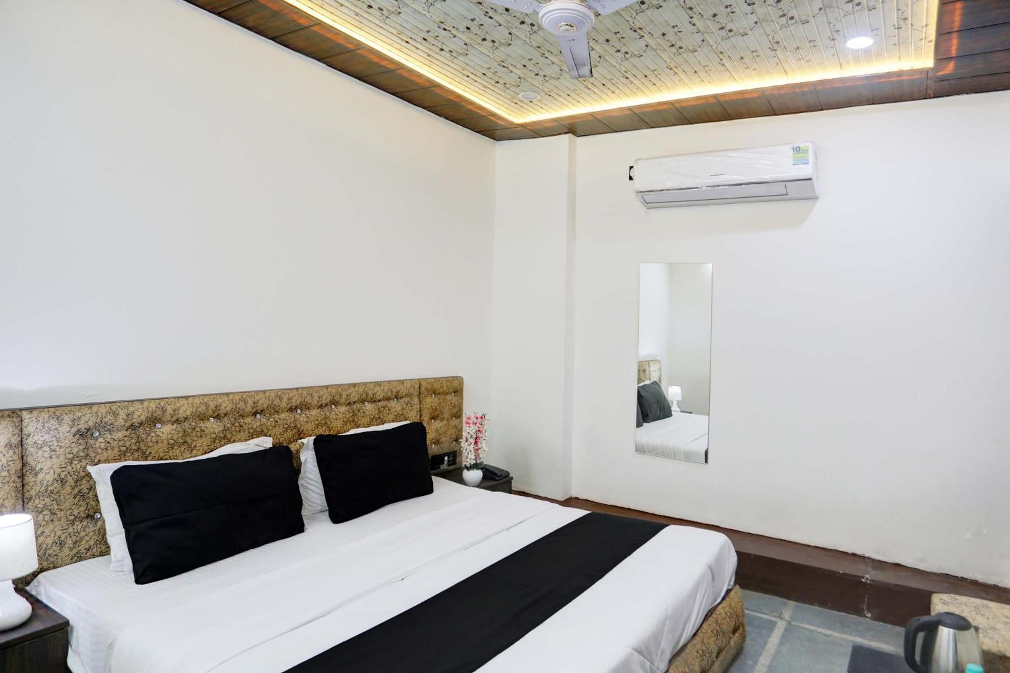 Collection O Park Paradise Delhi  Exterior photo